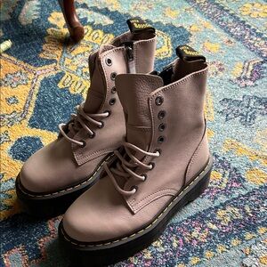 Dr. Martens Platform Lace-Up Combat Boots size 7 women’s